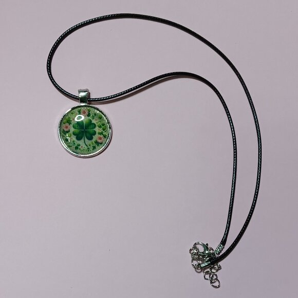 Handmade One of a Kind St. Patrick's Day Four Leaf Clover glass Bezel pendant - Picture 2 of 3